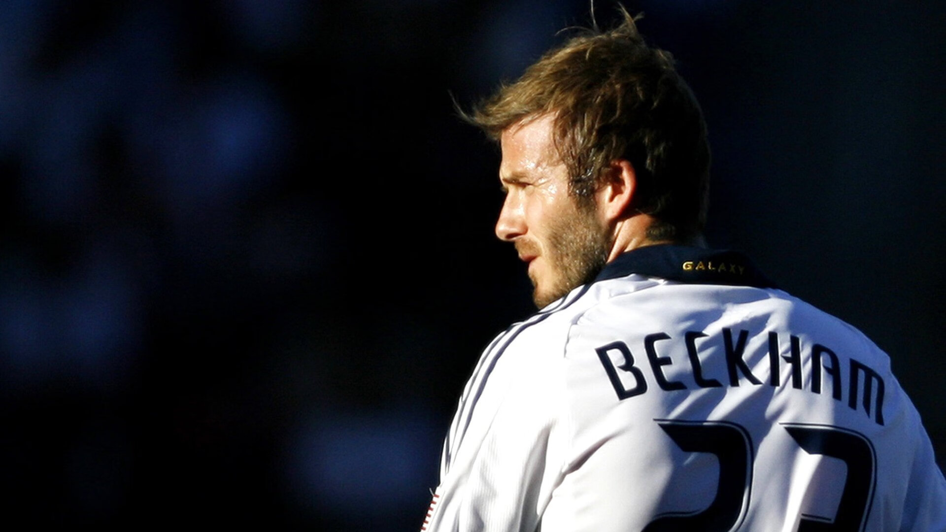 广厦队正面击溃黄蜂,贝恩成关键先生,从角色球员到关键先生的蜕变之路