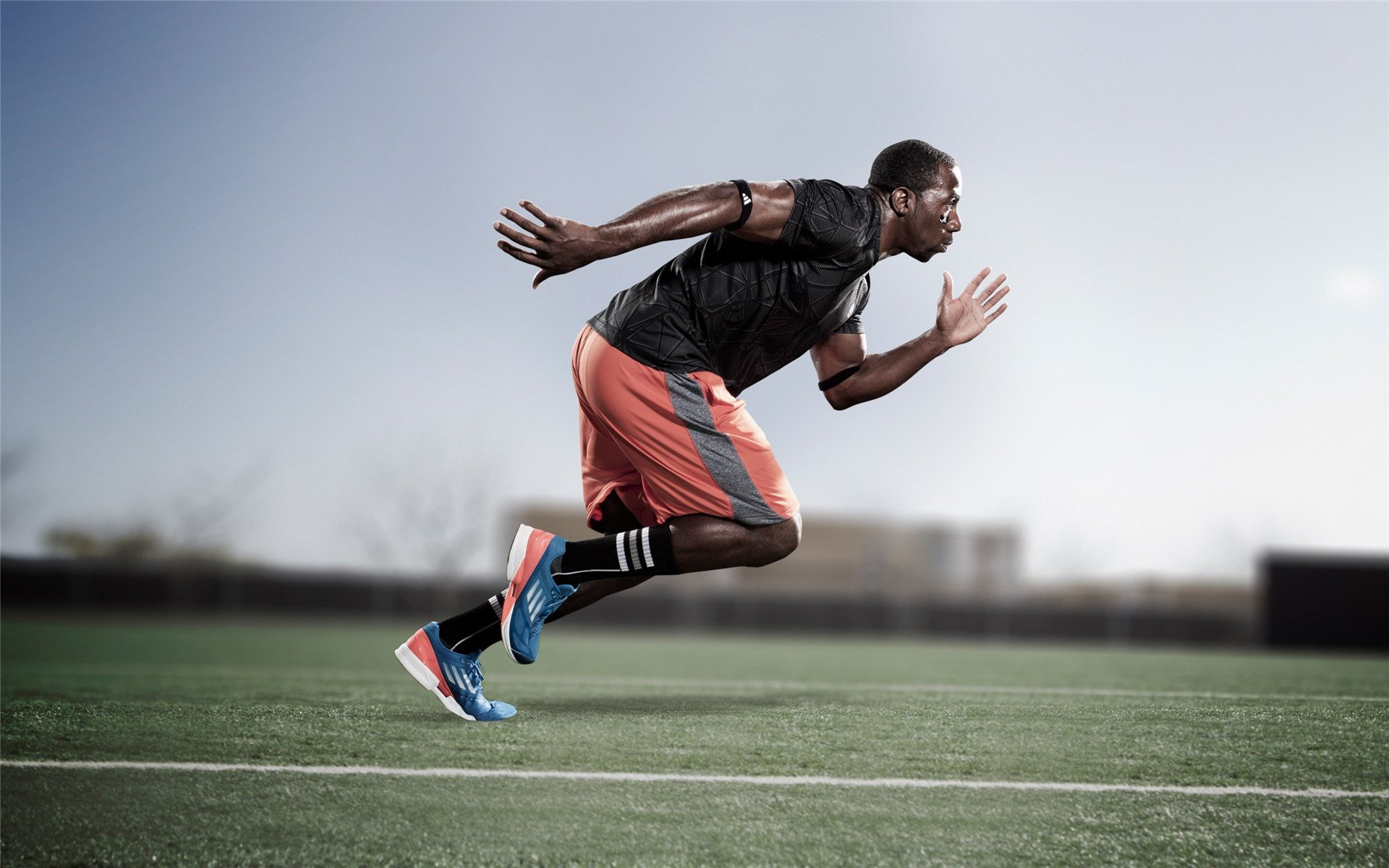 苏格兰节奏掌控丹麦，卡塞米罗统治全场，现代足球的战术交响诗