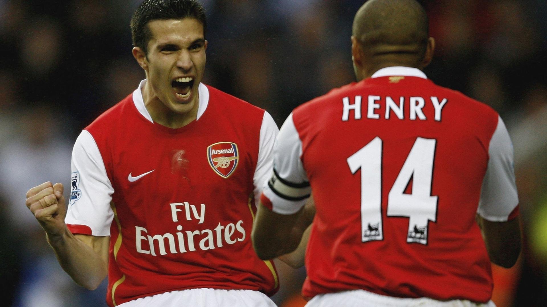 特奥爆发，那不勒斯硬仗取胜厄瓜多尔，一场跨越大陆的足球寓言