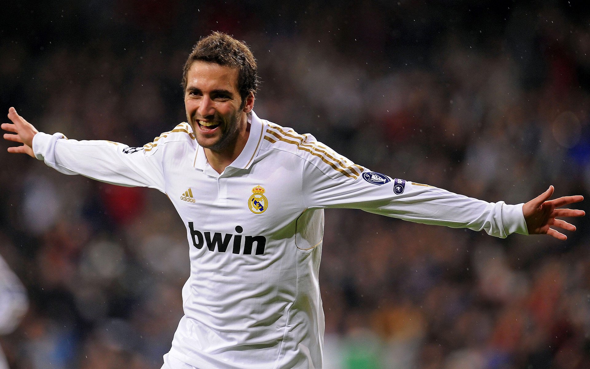 世界杯2026-欧冠决赛与骑士压哨，绝境中的人性神话